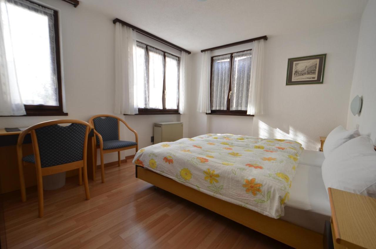 Hotel Pensione Serena Purasca Esterno foto
