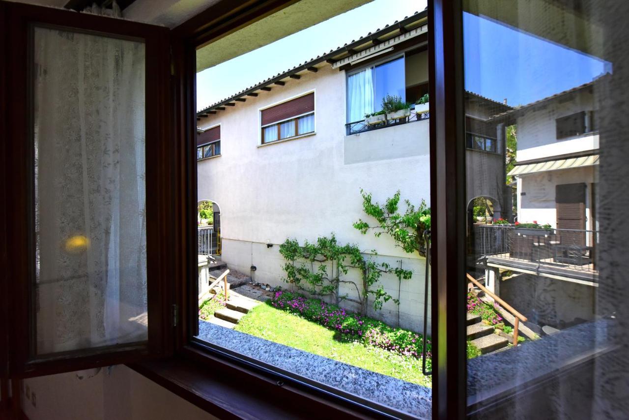 Hotel Pensione Serena Purasca Esterno foto