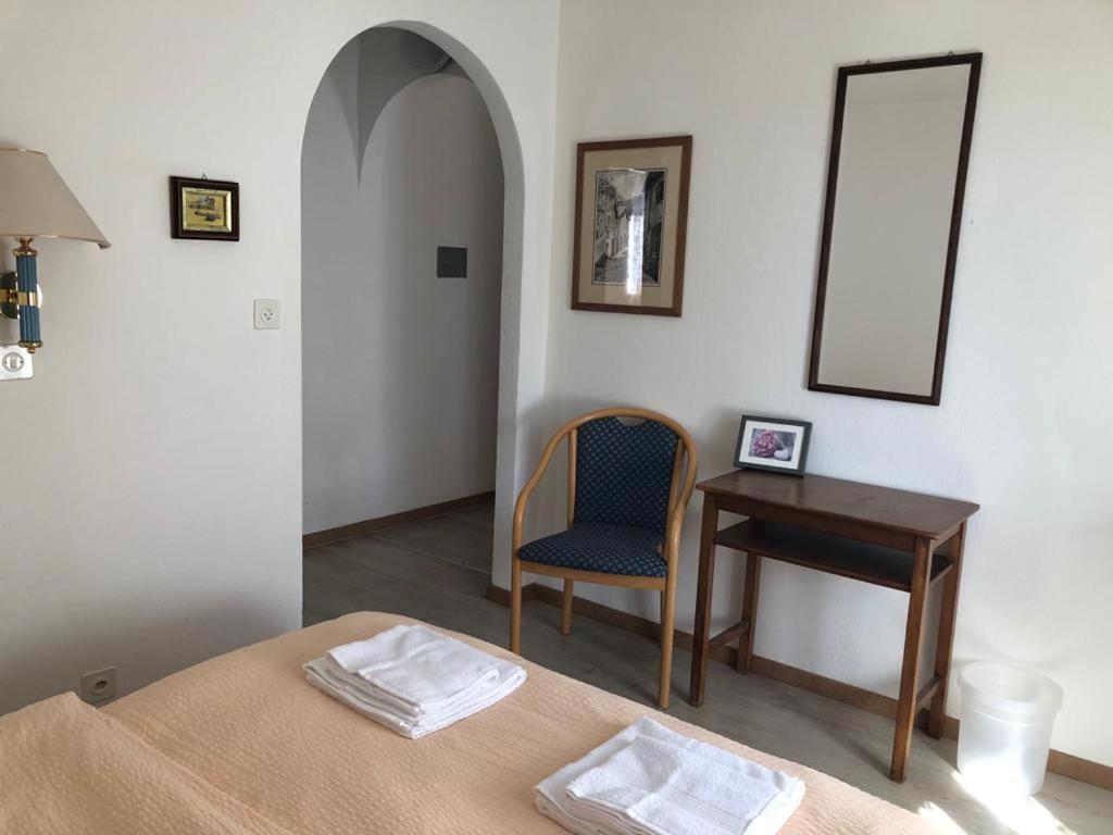 Hotel Pensione Serena Purasca Esterno foto