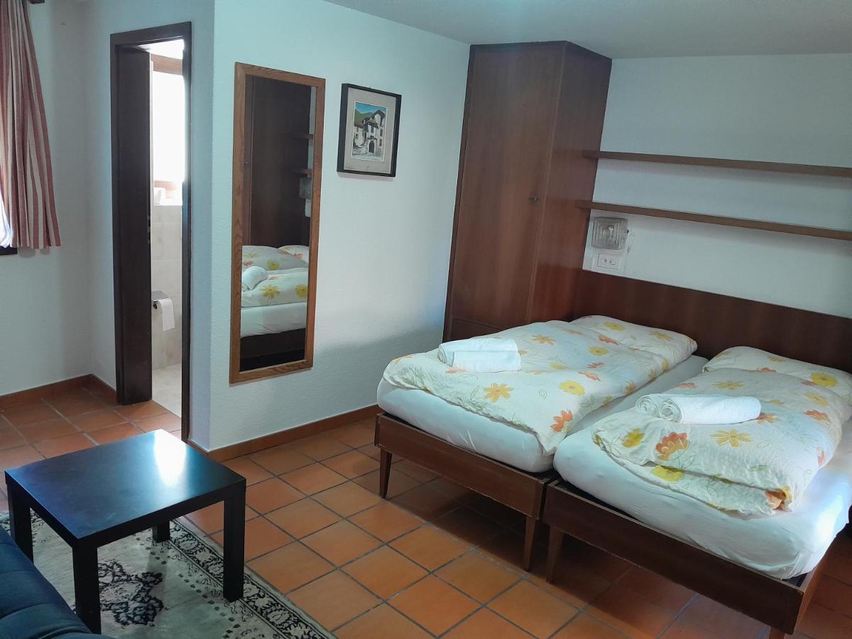 Hotel Pensione Serena Purasca Esterno foto