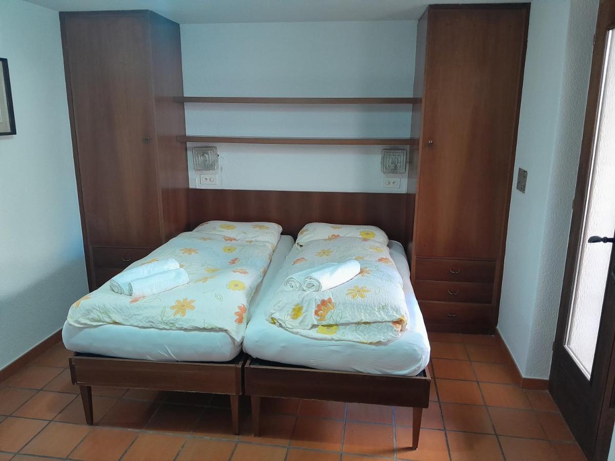 Hotel Pensione Serena Purasca Esterno foto
