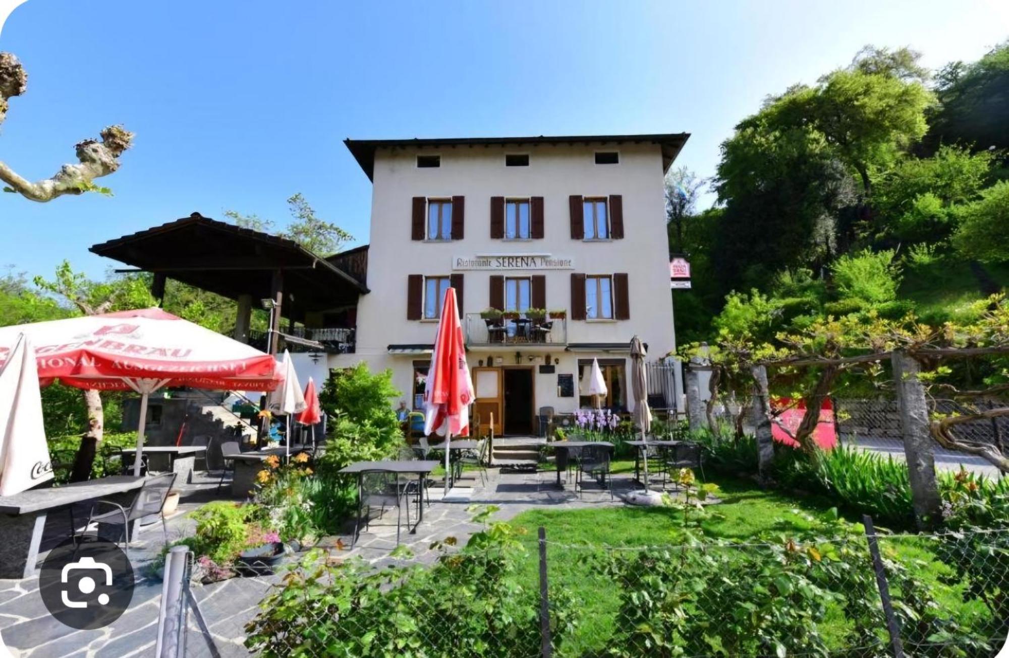 Hotel Pensione Serena Purasca Esterno foto