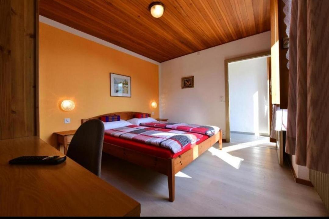 Hotel Pensione Serena Purasca Esterno foto
